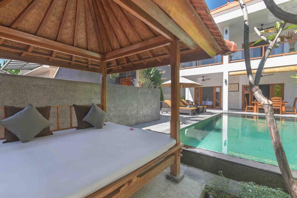 Villa Royal Singaraja Exterior foto