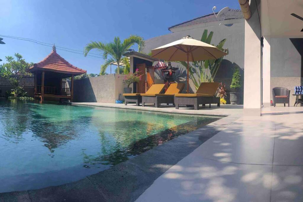 Villa Royal Singaraja Exterior foto